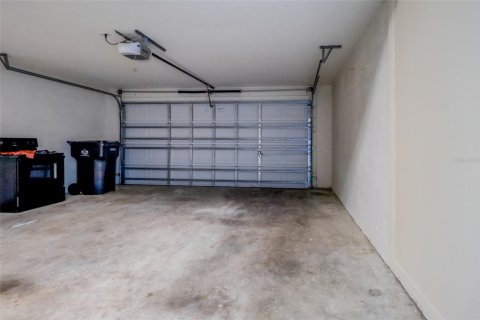 Casa en alquiler en Brandon, Florida, 3 dormitorios, 176.14 m2 № 2347492 - foto 9