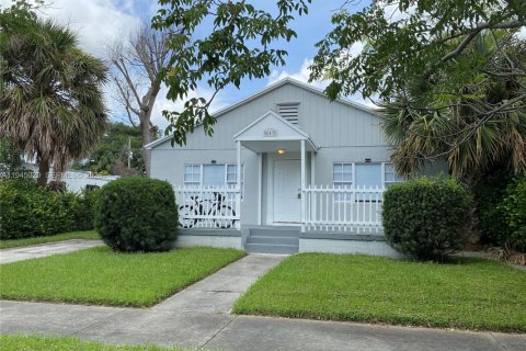 Villa ou maison à West Palm Beach, Floride 3 chambres, 122.45 m2 № 2002114