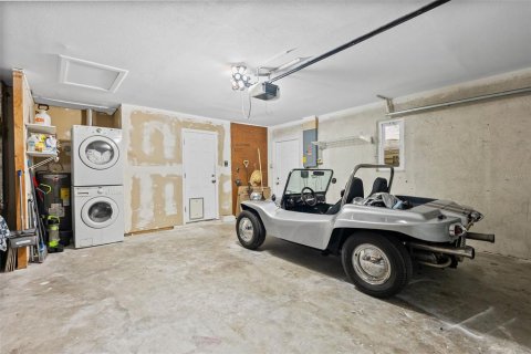 House in Saint Petersburg, Florida 3 bedrooms, 140.75 sq.m. № 1655180 - photo 28