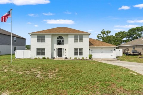 House in Spring Hill, Florida 3 bedrooms, 217.76 sq.m. № 2304999