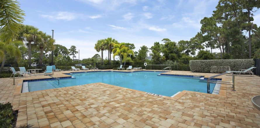 Casa en Stuart, Florida 5 dormitorios, 304.53 m2 № 1159780
