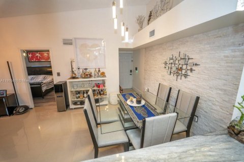 Condo in Miramar, Florida, 3 bedrooms  № 1974254 - photo 20