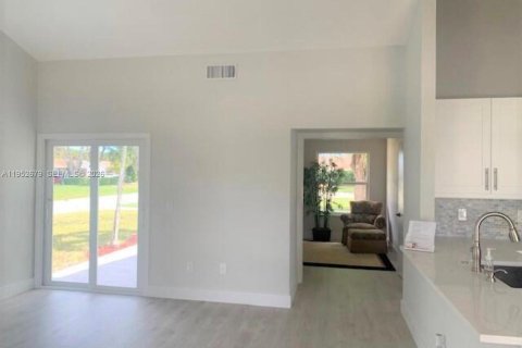 Casa en venta en Boca Raton, Florida, 3 dormitorios, 91.04 m2 № 2010393 - foto 8