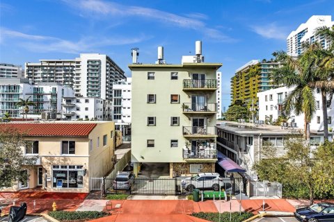 Condominio en venta en Miami Beach, Florida, 2 dormitorios, 92.25 m2 № 2050987 - foto 25