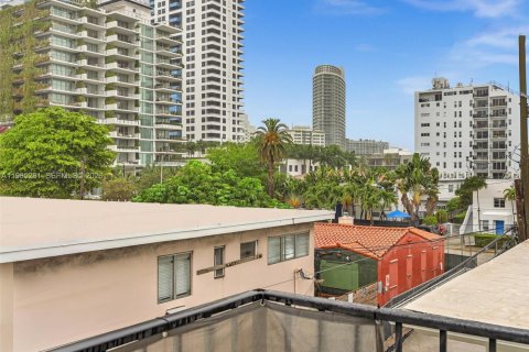 Condominio en venta en Miami Beach, Florida, 2 dormitorios, 92.25 m2 № 2050987 - foto 6