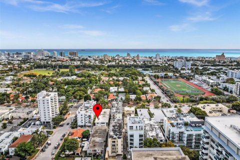 Condominio en venta en Miami Beach, Florida, 2 dormitorios, 92.25 m2 № 2050987 - foto 27