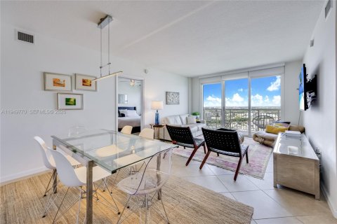 Снять в аренду кондоминиум в Авентура, Флорида 2 спальни, 109.16м2, № 2005539 - фото 7