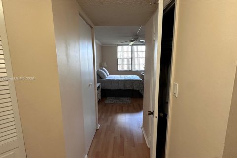 Copropriété à louer à Aventura, Floride: 1 chambre, 71.16 m2 № 1887399 - photo 23