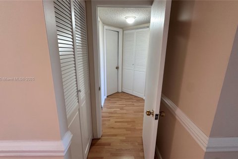 Copropriété à louer à Aventura, Floride: 1 chambre, 71.16 m2 № 1887399 - photo 21