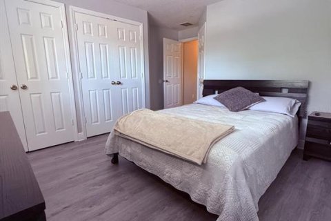 Townhouse in Orlando, Florida 2 bedrooms, 124.77 sq.m. № 1801801 - photo 20