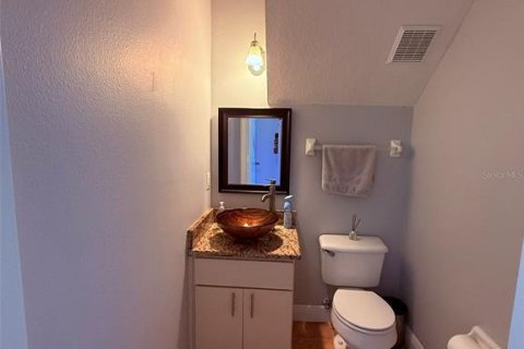 Townhouse in Orlando, Florida 2 bedrooms, 124.77 sq.m. № 1801801 - photo 6