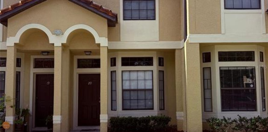Townhouse in Orlando, Florida 2 bedrooms, 124.77 sq.m. № 1801801