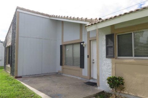 Casa en alquiler en Orlando, Florida, 3 dormitorios, 143.07 m2 № 1835851 - foto 6