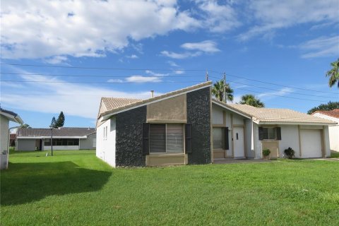 Casa en alquiler en Orlando, Florida, 3 dormitorios, 143.07 m2 № 1835851 - foto 2