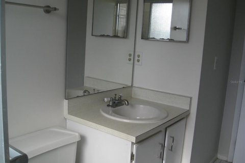 Casa en alquiler en Orlando, Florida, 3 dormitorios, 143.07 m2 № 1835851 - foto 21