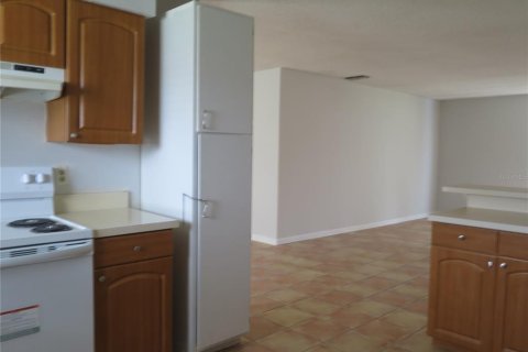 Casa en alquiler en Orlando, Florida, 3 dormitorios, 143.07 m2 № 1835851 - foto 14