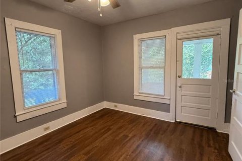 Villa ou maison à louer à Gainesville, Floride: 2 chambres, 79.9 m2 № 2430860 - photo 10