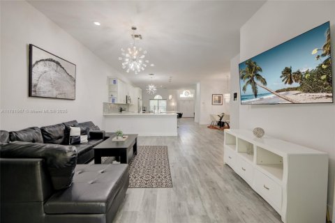Casa en venta en Pembroke Pines, Florida, 3 dormitorios, 189.52 m2 № 1705846 - foto 9