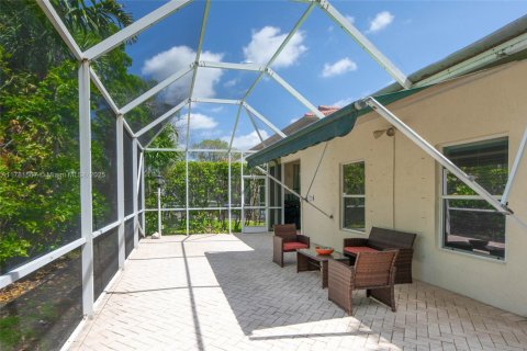 Casa en venta en Pembroke Pines, Florida, 3 dormitorios, 189.52 m2 № 1705846 - foto 24
