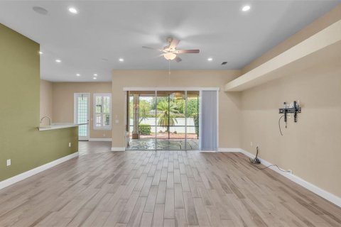 Casa en venta en Lakeland, Florida, 3 dormitorios, 238.48 m2 № 1845368 - foto 19