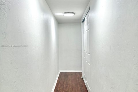 Adosado en venta en Plantation, Florida, 3 dormitorios, 181.16 m2 № 1745687 - foto 17