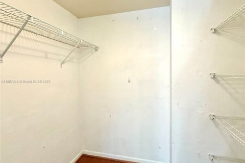 Adosado en venta en Plantation, Florida, 3 dormitorios, 181.16 m2 № 1745687 - foto 25