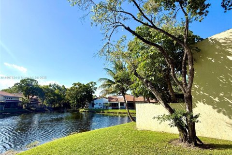 Adosado en venta en Plantation, Florida, 3 dormitorios, 181.16 m2 № 1745687 - foto 29