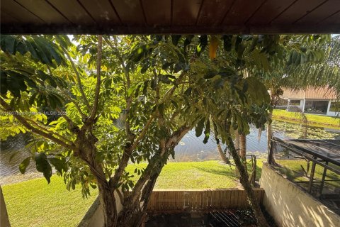 Adosado en venta en Plantation, Florida, 3 dormitorios, 181.16 m2 № 1745687 - foto 20