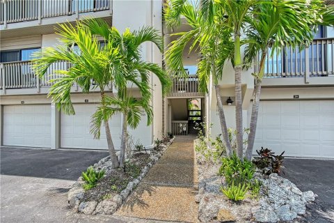Townhouse in Sarasota, Florida 2 bedrooms, 125.6 sq.m. № 1686652 - photo 6