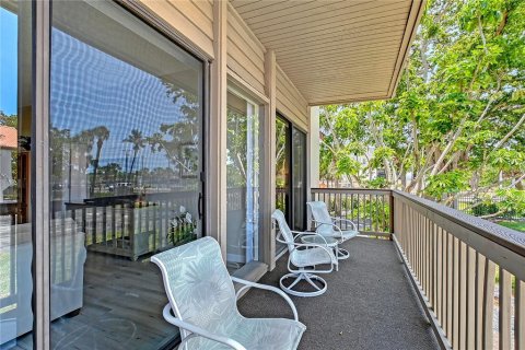 Townhouse in Sarasota, Florida 2 bedrooms, 125.6 sq.m. № 1686652 - photo 12