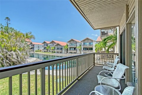 Townhouse in Sarasota, Florida 2 bedrooms, 125.6 sq.m. № 1686652 - photo 10