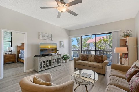 Townhouse in Sarasota, Florida 2 bedrooms, 125.6 sq.m. № 1686652 - photo 8