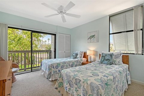 Townhouse in Sarasota, Florida 2 bedrooms, 125.6 sq.m. № 1686652 - photo 30