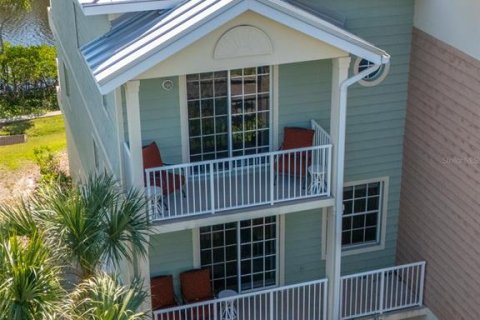 Townhouse in Ruskin, Florida 3 bedrooms, 170.38 sq.m. № 1717586 - photo 3