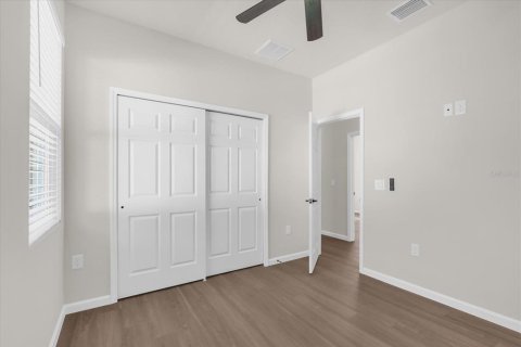 House in Sanford, Florida 3 bedrooms, 131.92 sq.m. № 2094993 - photo 21