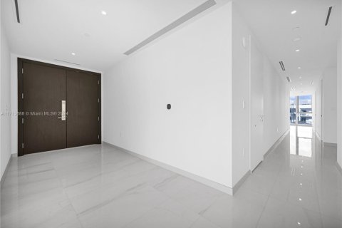 Купить кондоминиум в Майами, Флорида 3 спальни, 285.95м2, № 2013776 - фото 3