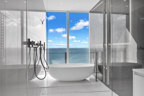 Купить кондоминиум в Майами, Флорида 3 спальни, 285.95м2, № 2013776 - фото 21