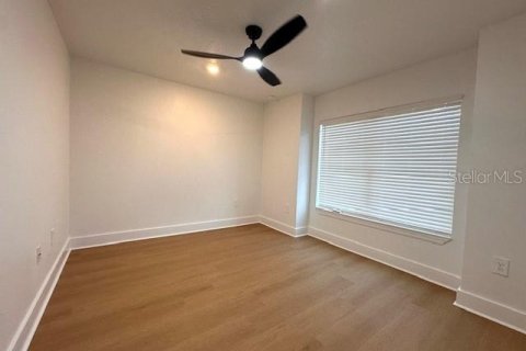 Appartement à louer à Umatilla, Floride: 3 chambres, 153.2 m2 № 2325219 - photo 11