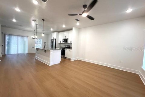 Appartement à louer à Umatilla, Floride: 3 chambres, 153.2 m2 № 2325219 - photo 3