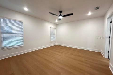 Appartement à louer à Umatilla, Floride: 3 chambres, 153.2 m2 № 2325219 - photo 8