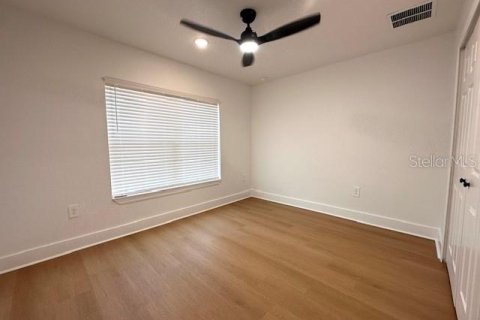 Appartement à louer à Umatilla, Floride: 3 chambres, 153.2 m2 № 2325219 - photo 13