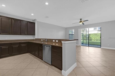 Townhouse in Orlando, Florida 3 bedrooms, 165.27 sq.m. № 1901409 - photo 7