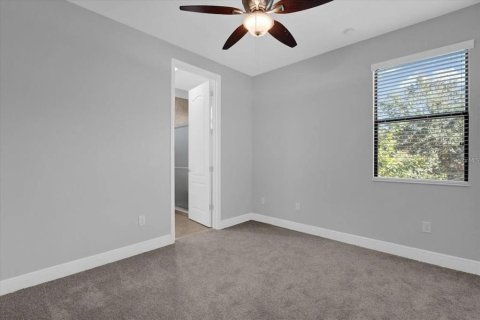 Townhouse in Orlando, Florida 3 bedrooms, 165.27 sq.m. № 1901409 - photo 20