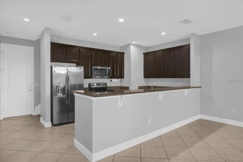 Townhouse in Orlando, Florida 3 bedrooms, 165.27 sq.m. № 1901409 - photo 9