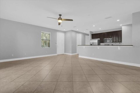Townhouse in Orlando, Florida 3 bedrooms, 165.27 sq.m. № 1901409 - photo 6
