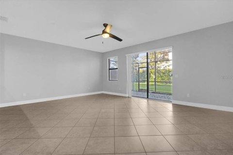 Townhouse in Orlando, Florida 3 bedrooms, 165.27 sq.m. № 1901409 - photo 11