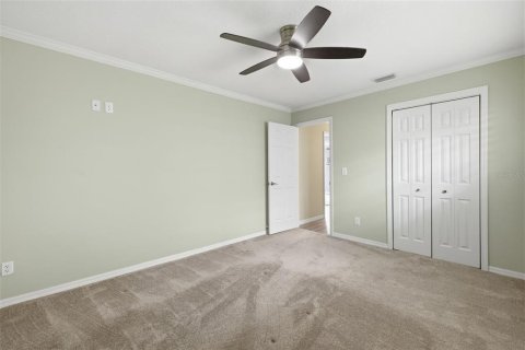 House in Pinellas Park, Florida 2 bedrooms, 96.99 sq.m. № 2237819 - photo 19