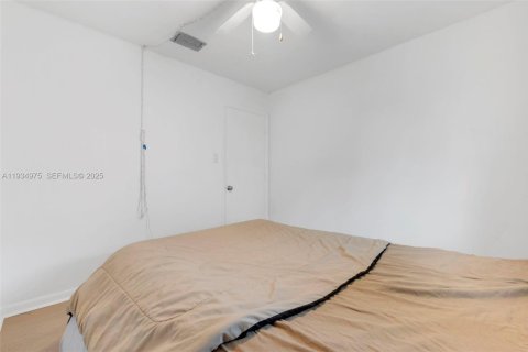 Casa en venta en Margate, Florida, 3 dormitorios, 162.39 m2 № 1992980 - foto 24