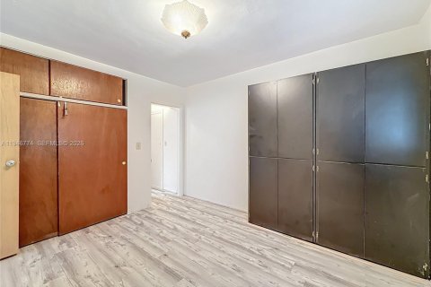 Купить кондоминиум в Корал-Гейблс, Флорида 2 спальни, 69.49м2, № 2002928 - фото 20