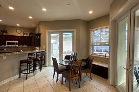 House in Palmetto Bay, Florida 4 bedrooms, 337.61 sq.m. № 1993497 - photo 15